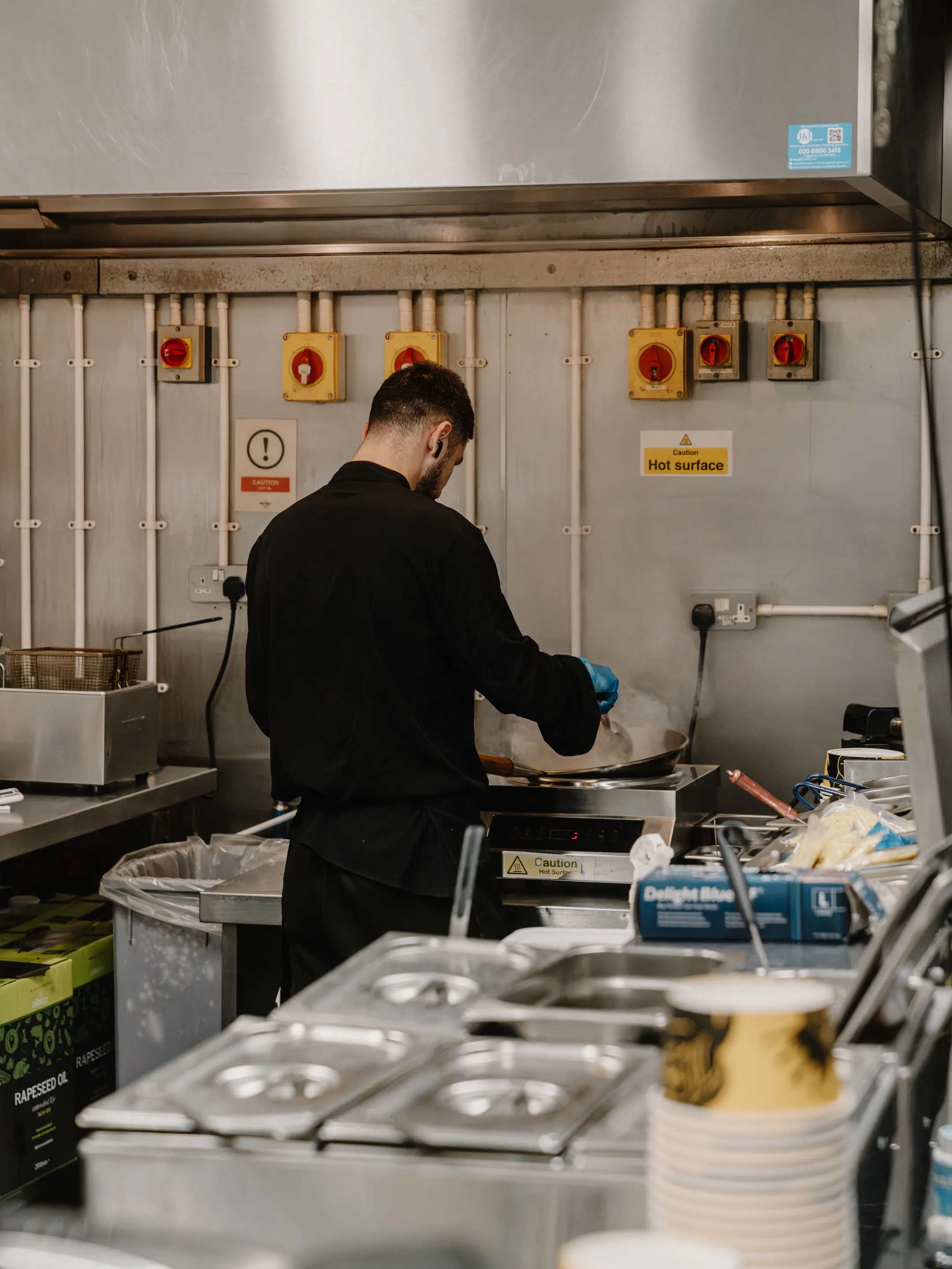 Serving Kensington from Wimbledon.