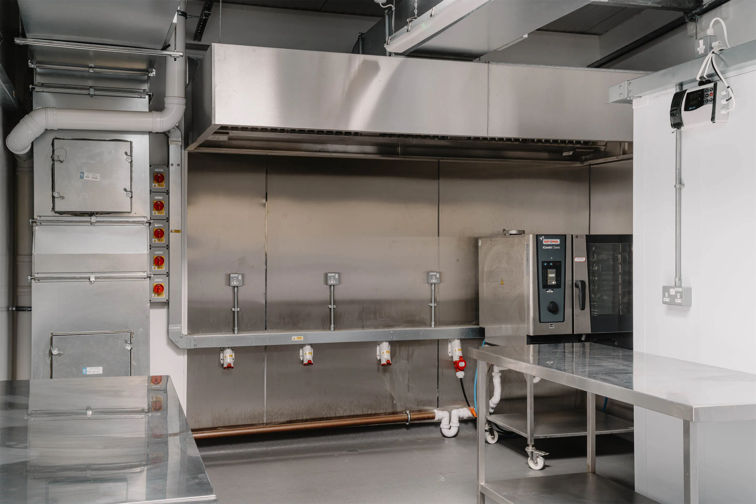 Kk kitchens medium 02 web10