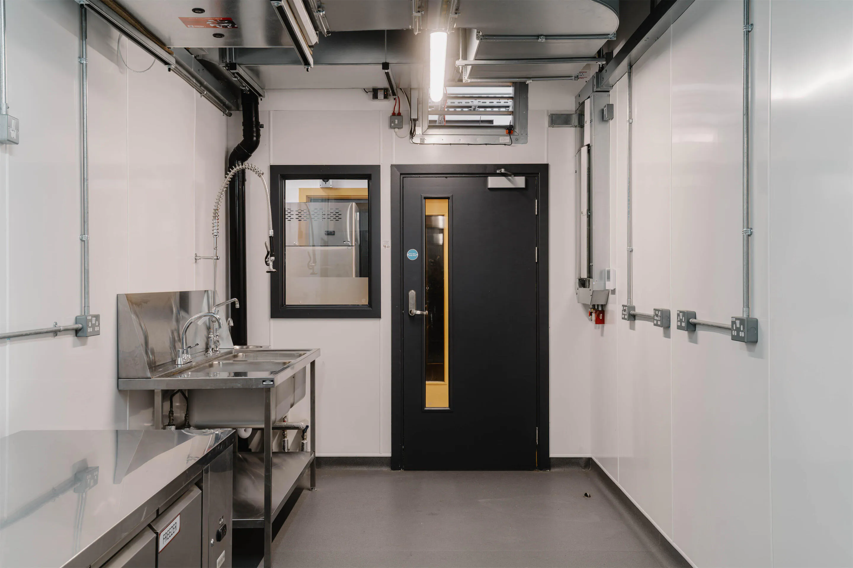 Kk kitchens small 07 web